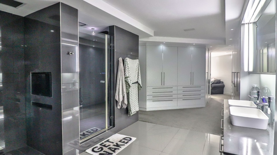 4 Bedroom Property for Sale in Nahoon Valley Park Eastern Cape